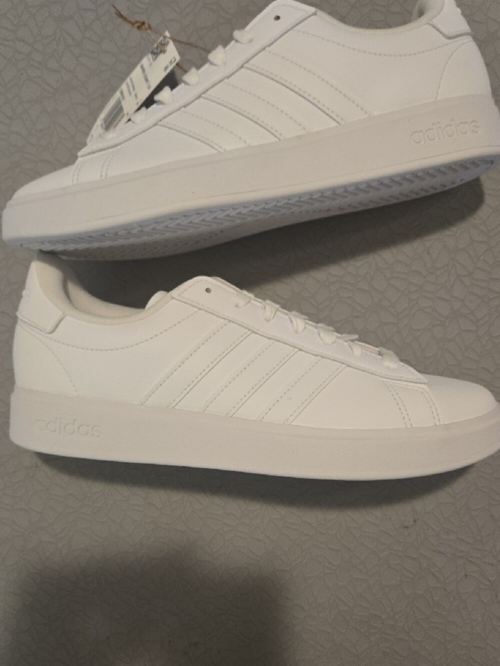 adidas Grand Court 2.0 White Sneakers Ì Mens Size 8.5 NWT - Picture 2 of 9